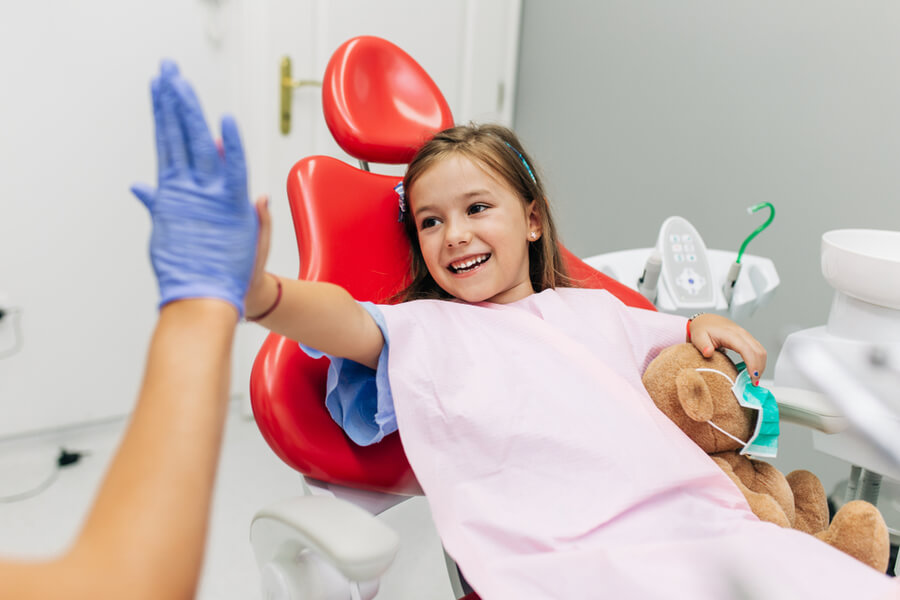 Pedodonzia e Cura dei Denti da Latte a Lugano | Studio Bakaj